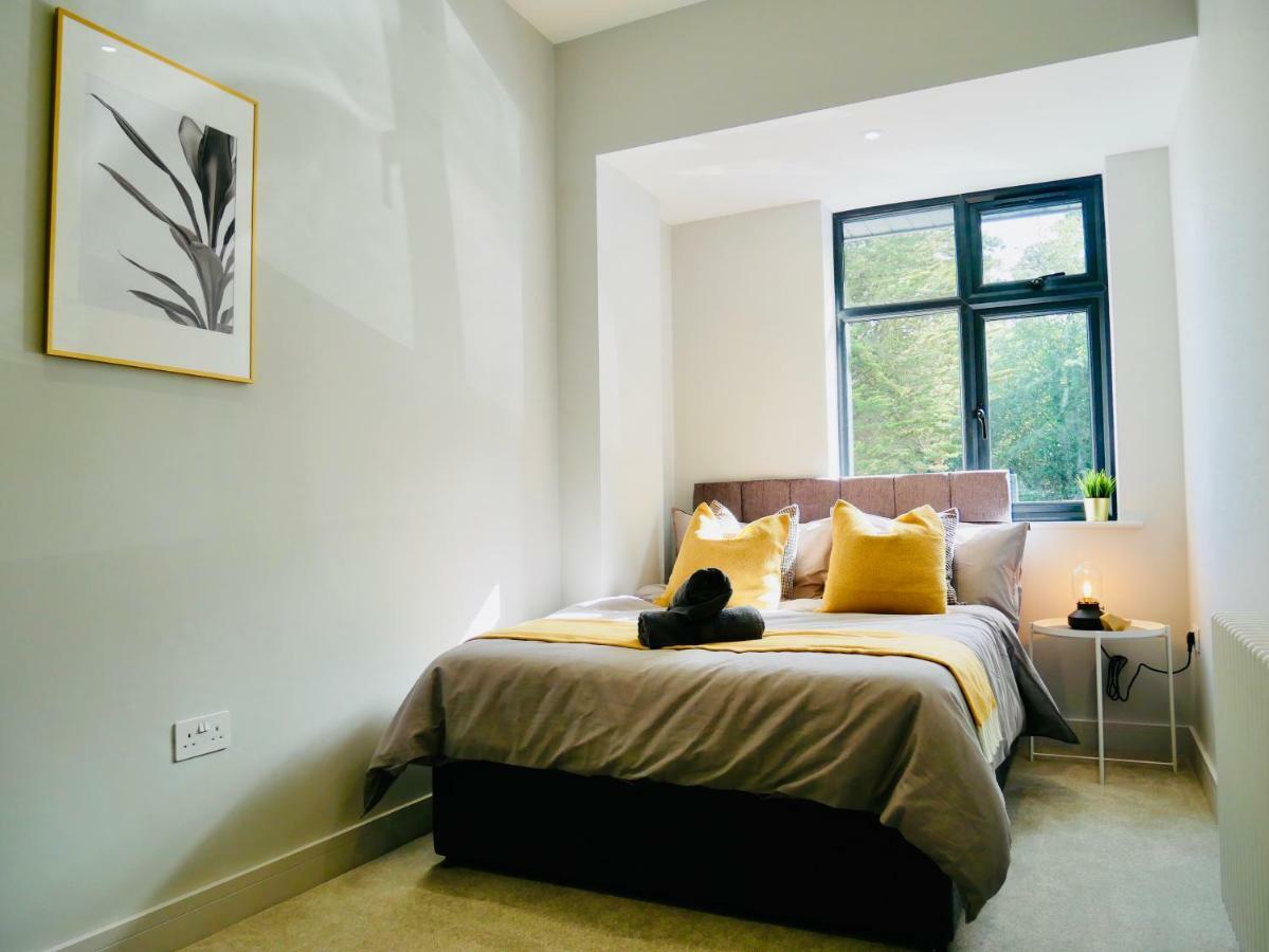 Luxury 3 Bedroom Apartment Near Bournemouth Beach & Poole エクステリア 写真
