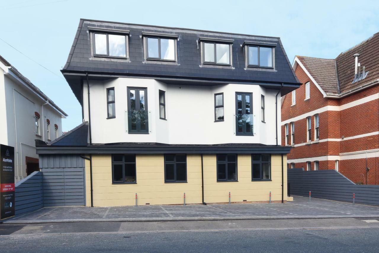Luxury 3 Bedroom Apartment Near Bournemouth Beach & Poole エクステリア 写真